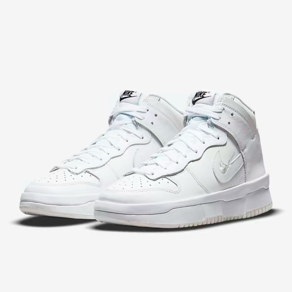 NIKE Dunk High Up Size 9.5 Women’s